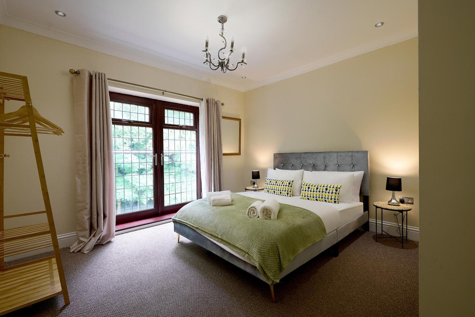Spacious Home For Large Families And Contractors Wolverhampton Dış mekan fotoğraf