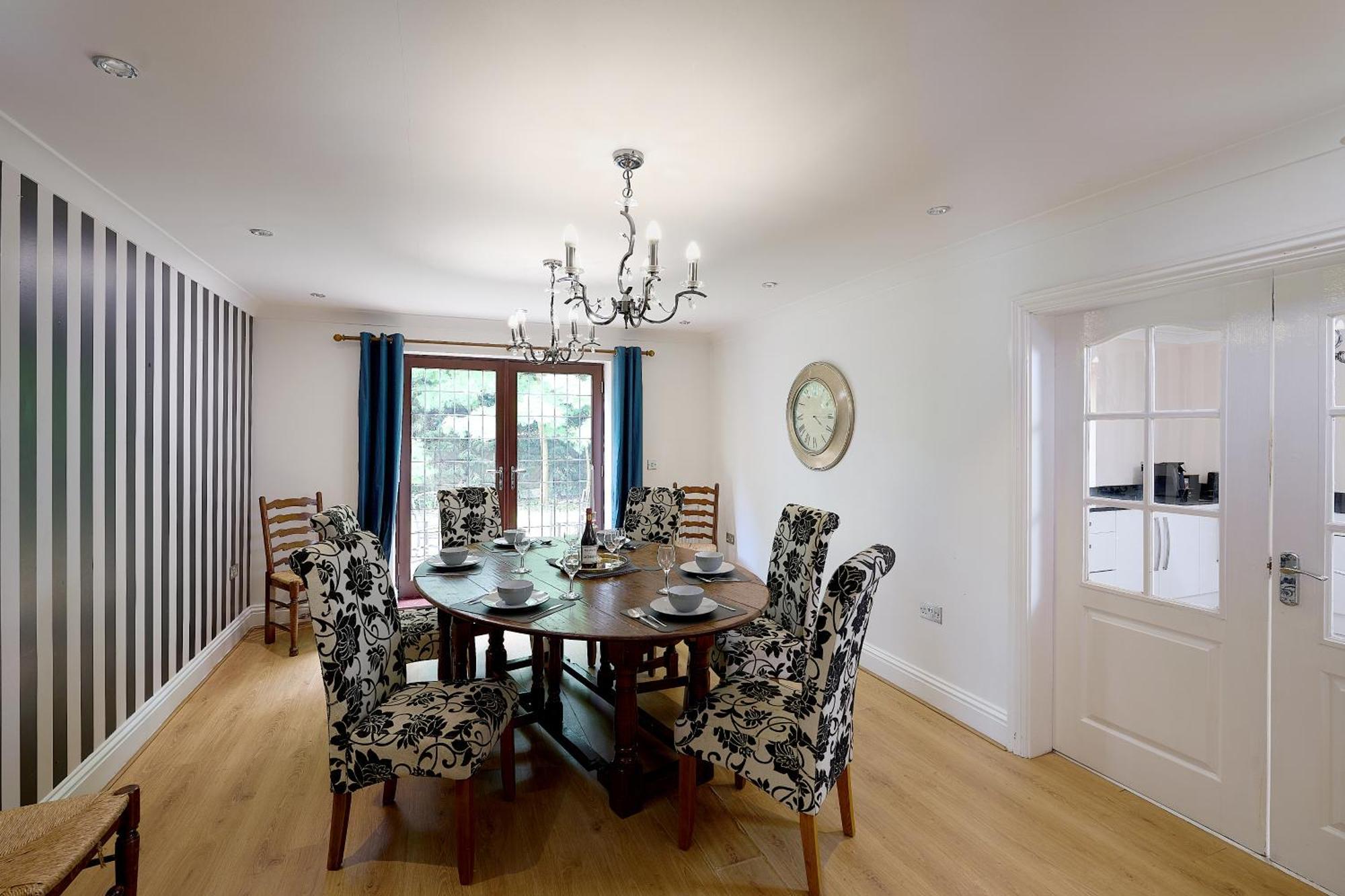 Spacious Home For Large Families And Contractors Wolverhampton Dış mekan fotoğraf
