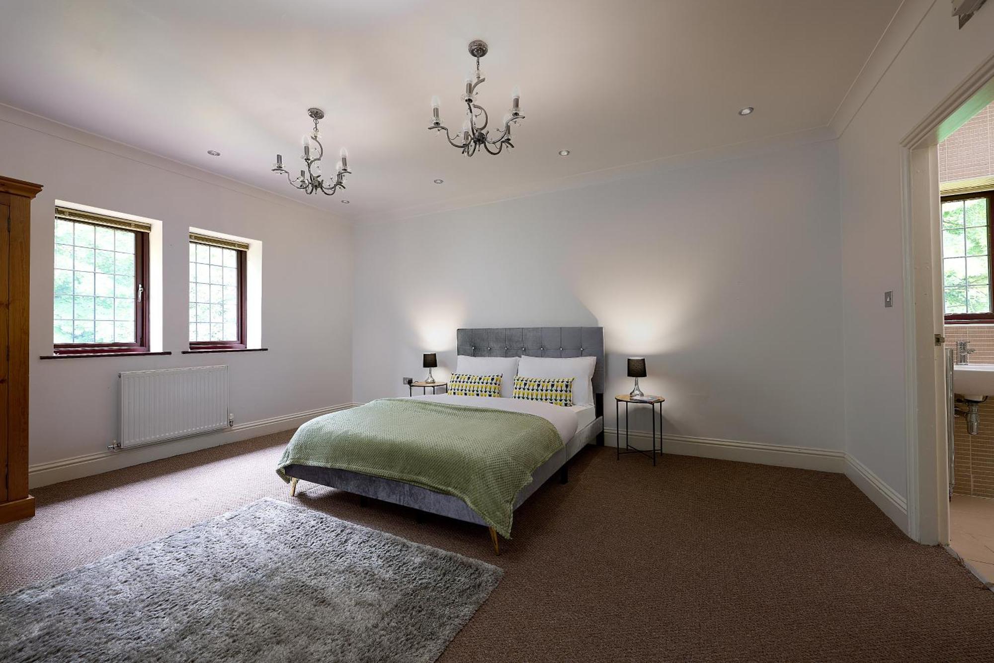 Spacious Home For Large Families And Contractors Wolverhampton Dış mekan fotoğraf
