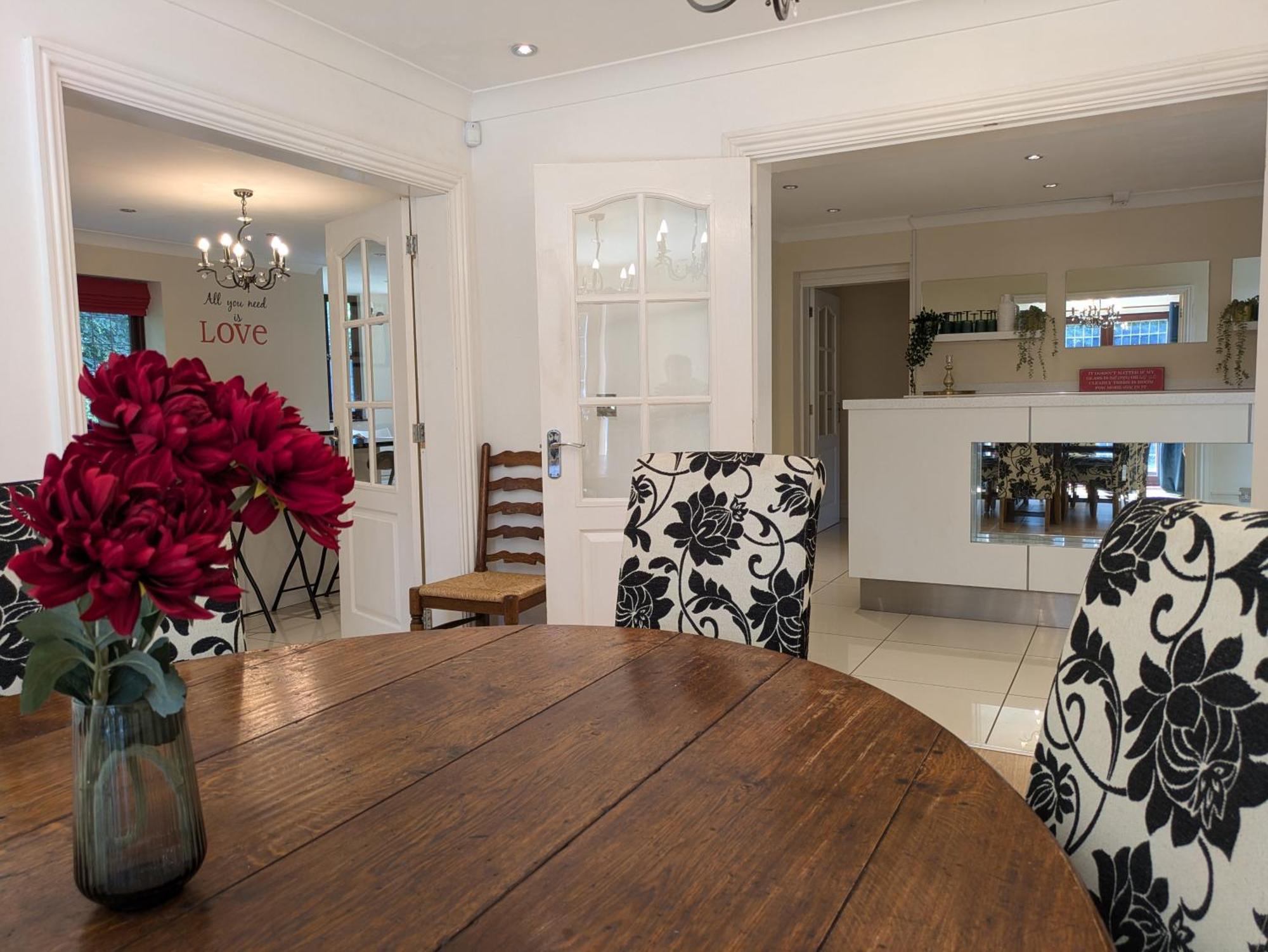 Spacious Home For Large Families And Contractors Wolverhampton Dış mekan fotoğraf